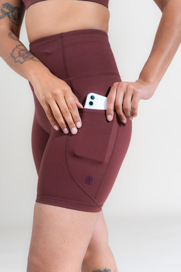 Uplift Pocket Short