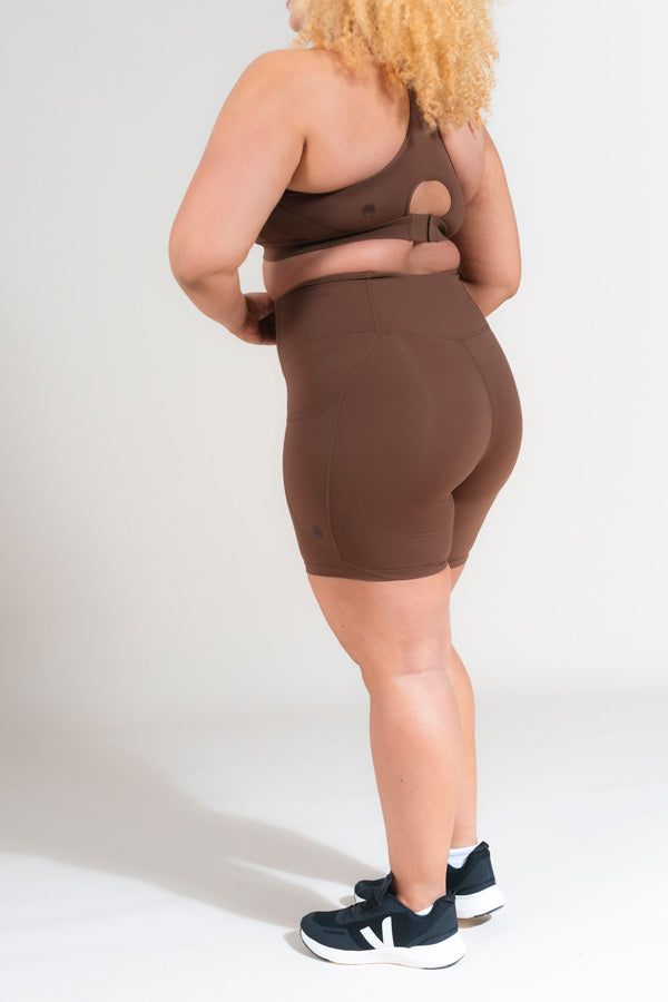 Uplift Pocket Short